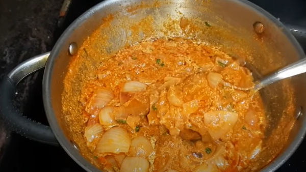 Onion Gravy How To Make a Onion Gravy For Chapati