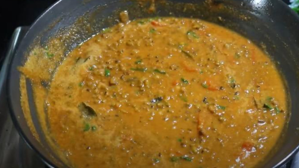 Pachai Payaru Kulambu How To Make a greengram kuzhambu recipe Pachai Payaru Kulambu How To Make a greengram kuzhambu recipe