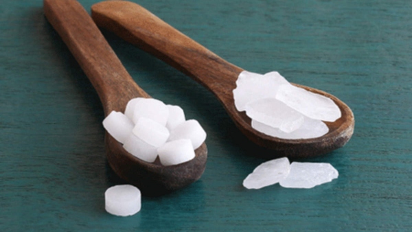 Monsoon Health Tips Can We Take A Camphor For A Cold - Find Out What The Doctor Says