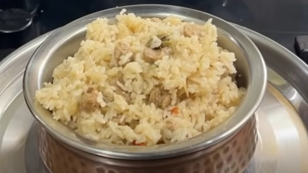 Kongunadu Vellai Biriyani How To Make a Kongunadu Vellai Soya Biryani
