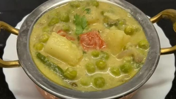 Pattani Potato Kurma How To Make a Potato Peas Kurma