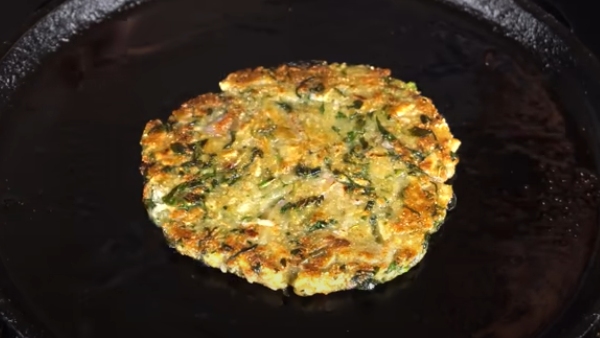 Potato Rava Keerai Roti How To Make a Potato Rava Keerai Roti