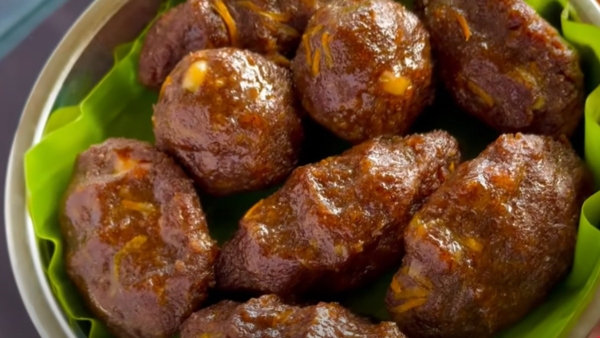 Ganesh Chaturthi 2025 Special Recipe How to Make Ragi Kolukattai