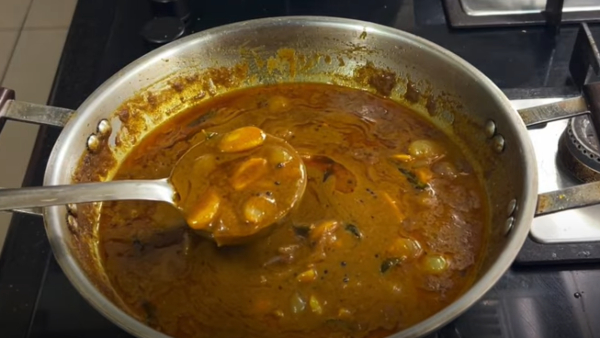 Chettinad Milagu Poondu Kulambu How To Make a Pepper Garlic Kulambu