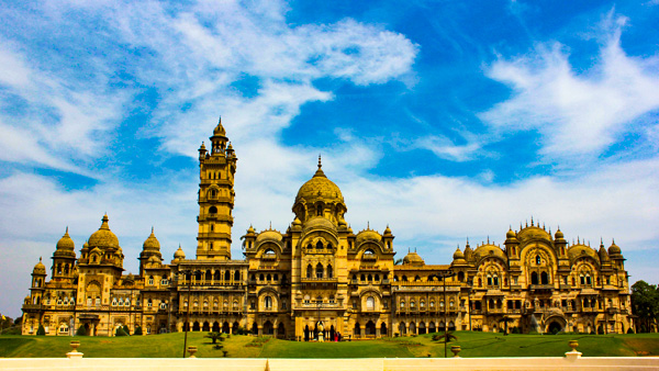 Indian King Who Built The World s Largest Private Residence