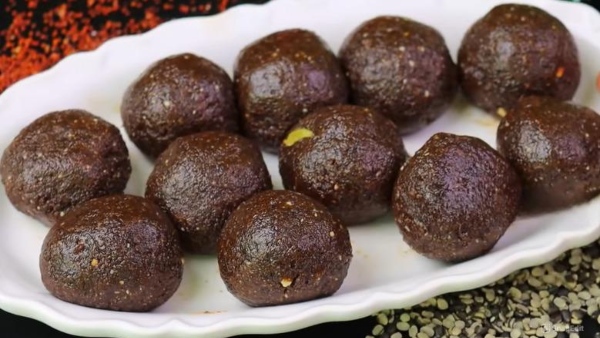 Ragi Laddu How To Make a Ragi Laddu Recipe