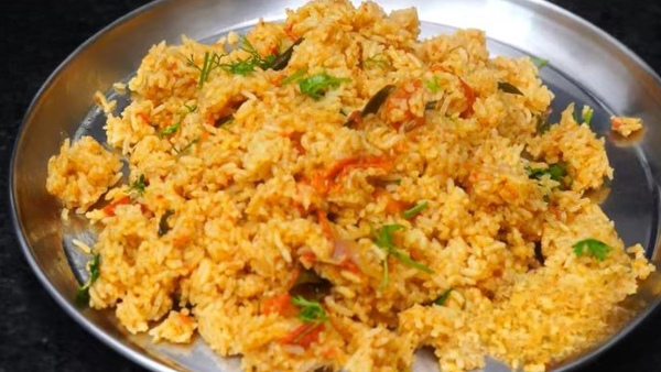 Thakkali Sadam How To Make a Simple Tomato Rice