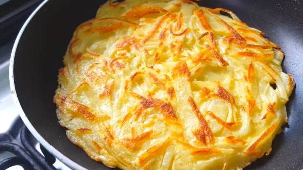 Potato Omelette How To Make a Potato Omelette Recipe