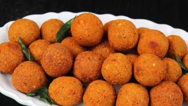 Raw Banana Kola Urundai How To Make a Vazhakkai Kola Urundai