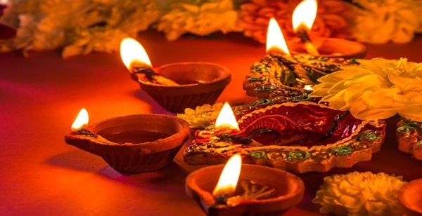 Karthigai Deepam 2025 History Significance Date Muhurtham and Rituals