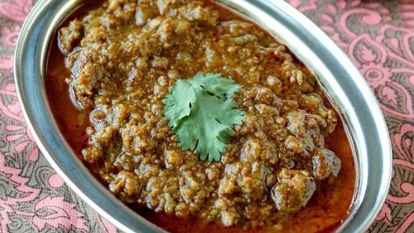 Madurai Mutton Kothukari Kuzhambu How To Make a Madurai Mutton Kothukari Kuzhambu