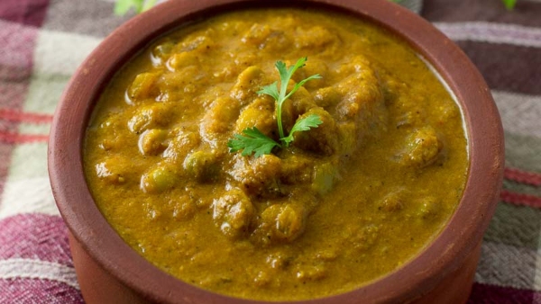 Pacha Mochai Kuzhambu How To Make a Pacha Mochai Kulambu