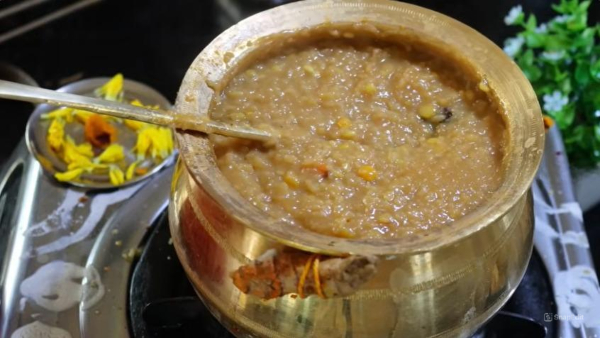 Sakkarai Pongal How to Make Authentic Sweet Pongal Recipe in Tamil Tradition