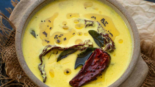 Manjapaal Kulambu How To Make Coconut Milk Kuzhambu