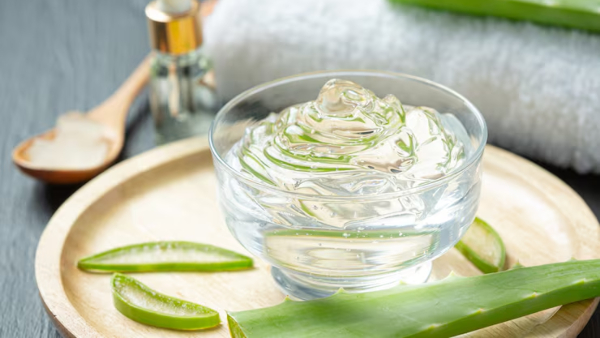 Summer Skin Care Tips Top 5 DIY Aloe Vera Face Packs For Tan Removal