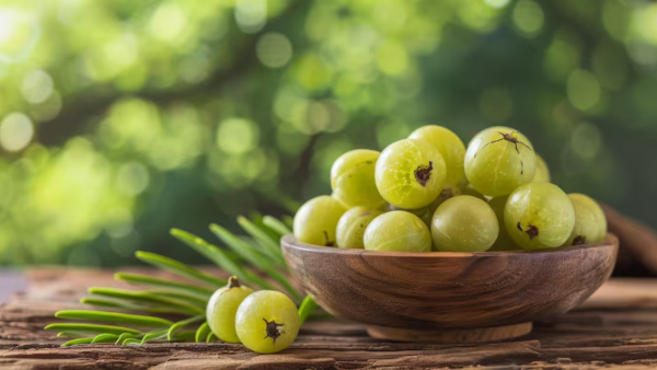 Top 5 Health Benefits Of Eating 1 Steamed Amla Daily