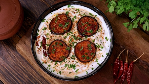 Thayir Kathirikai Gravy How To Make Curd Brinjal Gravy Recipe