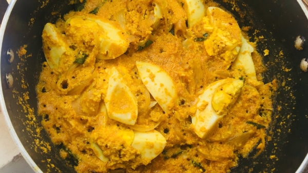 Muttai Urulaikilangu Aviyal Recipe How to Make Egg Potato Aviyal Muttai Urulaikilangu Aviyal Recipe How to Make Egg Potato Aviyal