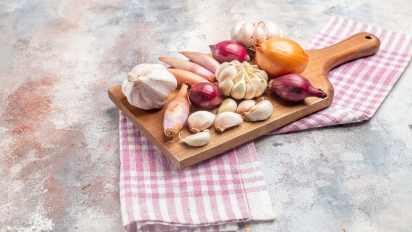 Top 5 Foods That Cause Unpleasant Body Odor