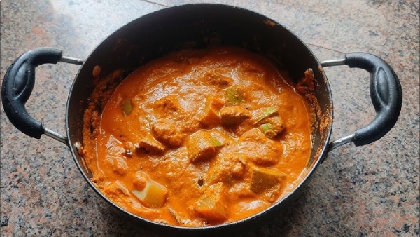 Chettinad Manga Kara Kulambu Recipe How to Make At Home in Tamil