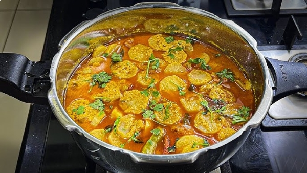 Chettinad Mullangi Kulambu Recipe How to Make at Home in Tamil