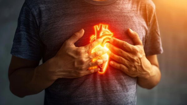 Heart Disease Symptoms Cardiologist Reveals The Weirdest Warning Signs Your Heart Is In Danger