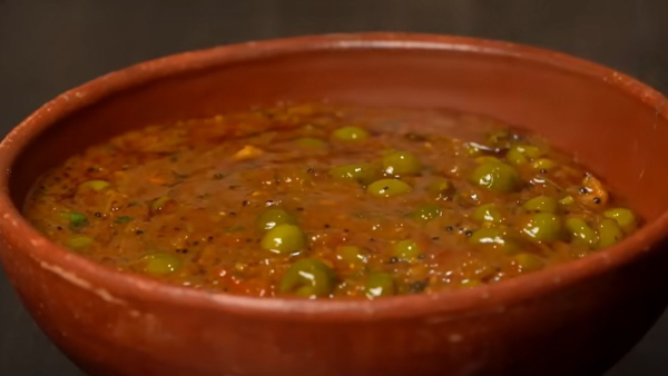 Sundakkai Kulambu How To Make Chef Deena s Pachai Sundakkai Kuzhambu Recipe
