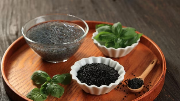 Chia Seeds Vs Sabja Seeds - Which One Is Best During Summer Doctor Explains