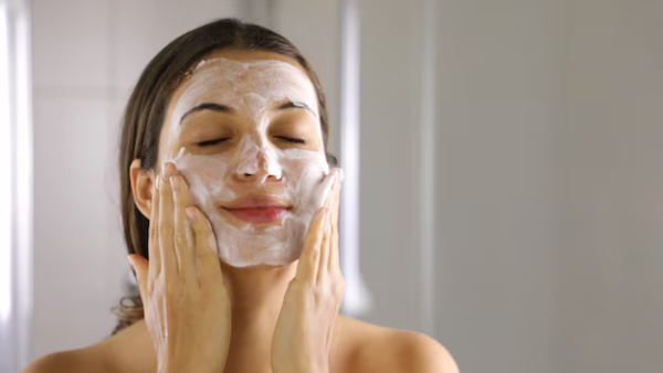 Face Wash vs Face Scrub Key Differences and Which One Is Better Face Wash vs Face Scrub Key Differences and Which One Is Better