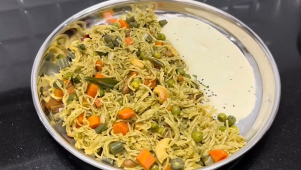 Malli Semiya How To Make Vegetable Semiya Upma Recipe Malli Semiya How To Make Vegetable Semiya Upma Recipe