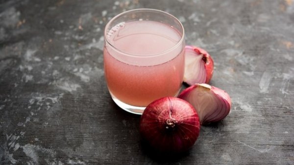 Onion Juice Vs Garlic Oil Which Is Better For Hair Growth Onion Juice Vs Garlic Oil Which Is Better For Hair Growth