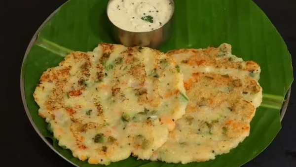 Rava Adai With Hotel Style Coconut Chutney How To Make Sooji Adai With Thengai Chutney