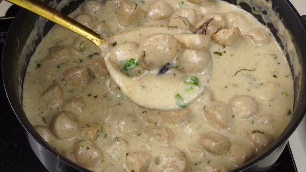 White Soya Masala How To Make White Meal Maker Salna Recipe