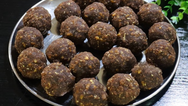 Ragi Pachai Payaru Sweet Kozhukattai How To Make This Healthy Evening Snacks Recipe Ragi Pachai Payaru Sweet Kozhukattai How To Make This Healthy Evening Snacks Recipe