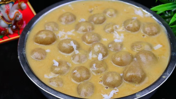 Ganesh Chaturthi Special Recipe How To Make Sivappu Aval Paal Kozhukattai Ganesh Chaturthi Special Recipe How To Make Sivappu Aval Paal Kozhukattai