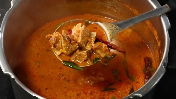 Mutton Thanni Kuzhambu How To Make Mutton Thanni Kulambu Recipe