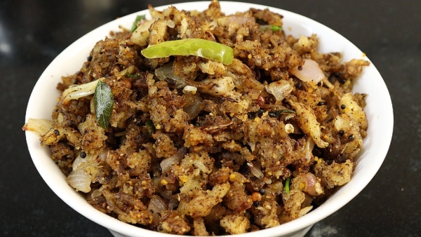 Iyengar Style Vazhakkai Podimas Recipe How to Make at Home in Tamil