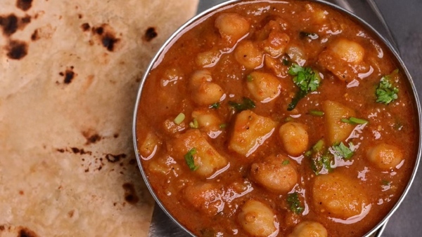 Aloo Chana Masala How To Make This Side Dish For Poori Chapati Aloo Chana Masala How To Make This Side Dish For Poori Chapati
