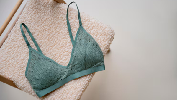 Breast Cancer Awareness Month Can Deodorant Bra Or Hair Dye Cause Breast Cancer Breast Oncologist Busts Myths