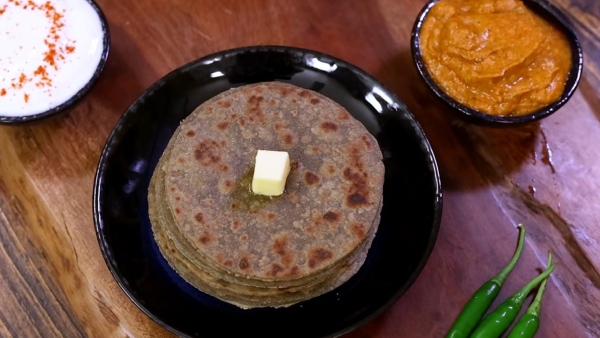 Kambu Roti With Thakkali Chutney How To Make Bajra Roti With Tomato Chutney