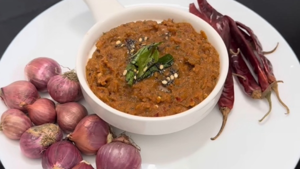 Chinna Vengaya Chutney How To Make Small Onion Chutney Recipe Chinna Vengaya Chutney How To Make Small Onion Chutney Recipe