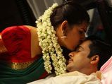నాన్న చనిపోయాక అమ్మ అతనితో కులికేది, ఎందుకలా చేశావంటే అంతా చెప్పేసింది