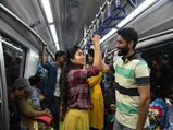పెళ్లి తర్వాత ప్రేమ పుడుతుందా? భర్తతో కలిసి రైలులో వెళ్తుంటే క్లాస్ మేట్ కనిపించాడు.. ఆ తర్వాత?