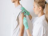 Covid vaccine: కరోనా టీకాలకు సడెన్ అడల్ట్ డెత్ సిండ్రోమ్ కు సంబంధం లేదంటున్న శాస్త్రవేత్తలు?