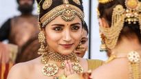 ఎవర్ గ్రీన్ హీరోయిన్..సినీ రంగంలో 20 ఏళ్లు దాటిన త్రిష. ఎంత అందంగా ఉందొ!