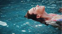 Skin Care Tips: వేసవిలో ఈతకు వెళ్తున్నారా? ఈ చర్మ సమస్యలతో జాగ్రత్త!