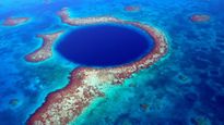 Blue Hole: మెక్సికో తీరంలో అంతుచిక్కని బ్లూ హోల్.. 