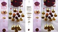Vastu Tips: వీటిని ఇంట్లో పెట్టుకుంటే దుష్టశక్తులు రావు, ఐతే వీటిని పెట్టుకునేటప్పుడు ఈ పొరపాటు చేయకండి..