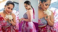 సింగిల్ హ్యాండ్ బ్లౌజ్ వేసుకొని సెగలు పుట్టిస్తున్న అనసూయ.. ఆహా లుక్కు అదిరిపోయిందిగా!