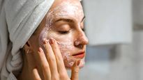 Facial Tips: 5 నిమిషాల్లో గ్లోయింగ్ స్కిన్ పొందడానికి 'ఈ' ఫేషియల్ ప్యాక్ ఉపయోగించండి...!